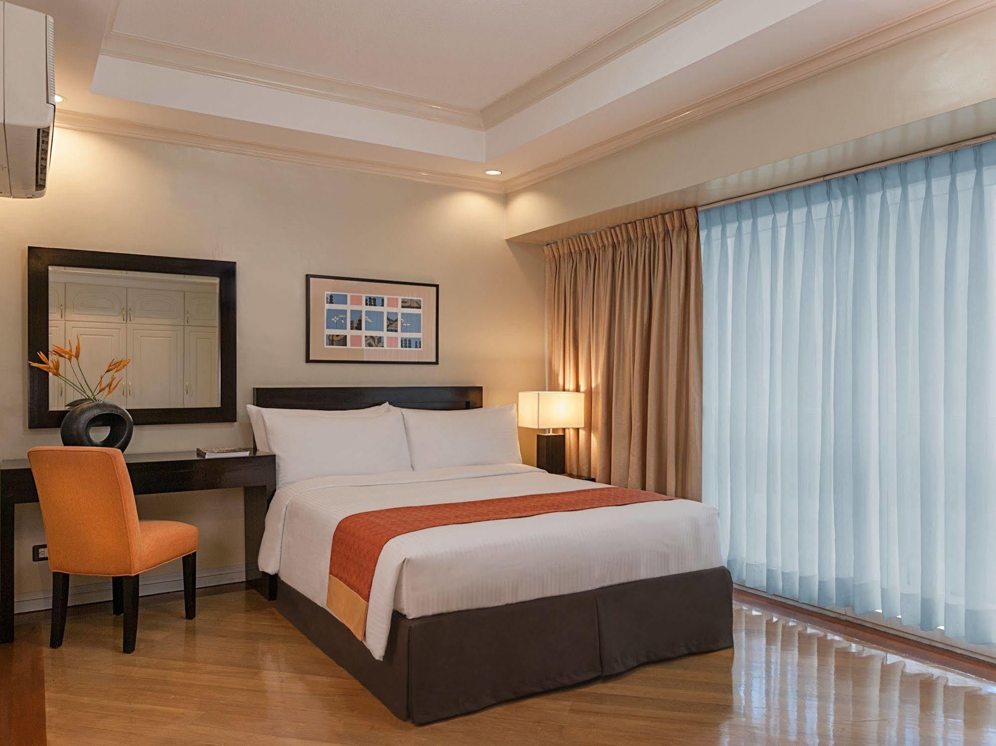 Fraser Place Manila Μακάτι Εξωτερικό φωτογραφία